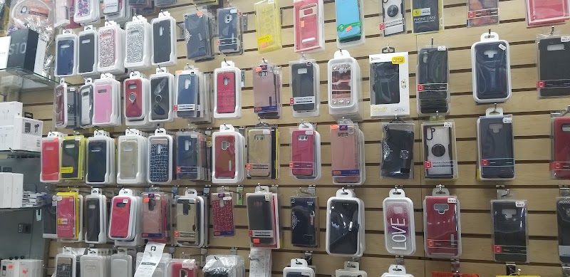 Cell Phone Repair at Brooklyn Wireless Mall image 6