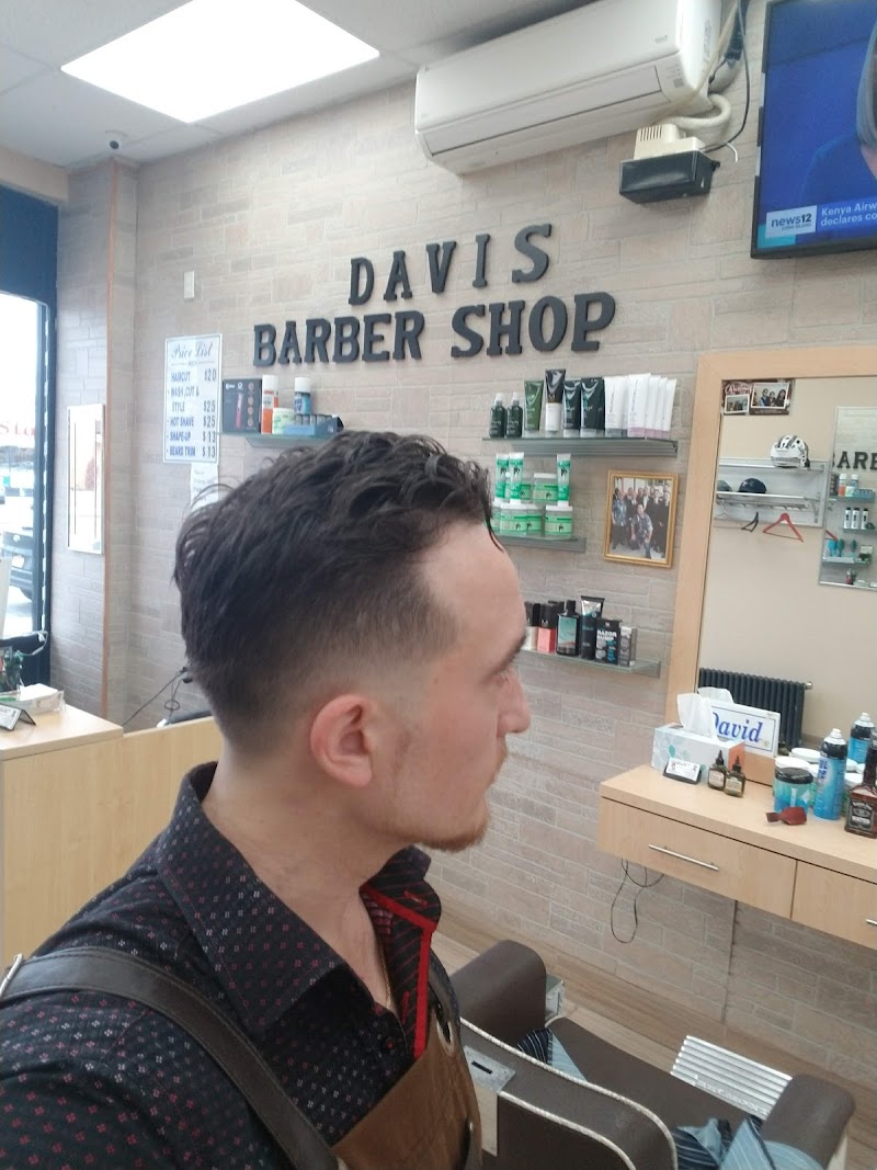 Davis Barber Shop salon image 10
