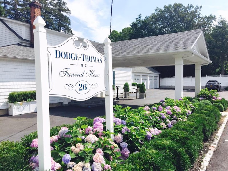 Dodge Thomas Funeral Home image 1
