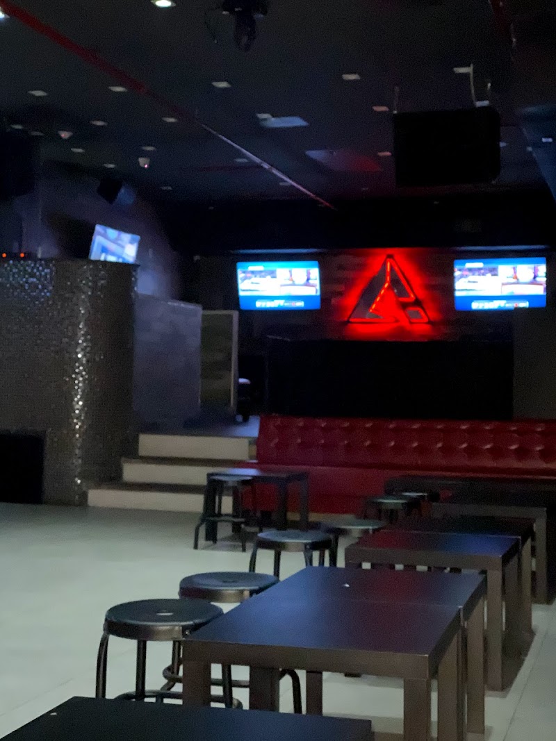 Alpha Restaurant & Lounge image 5